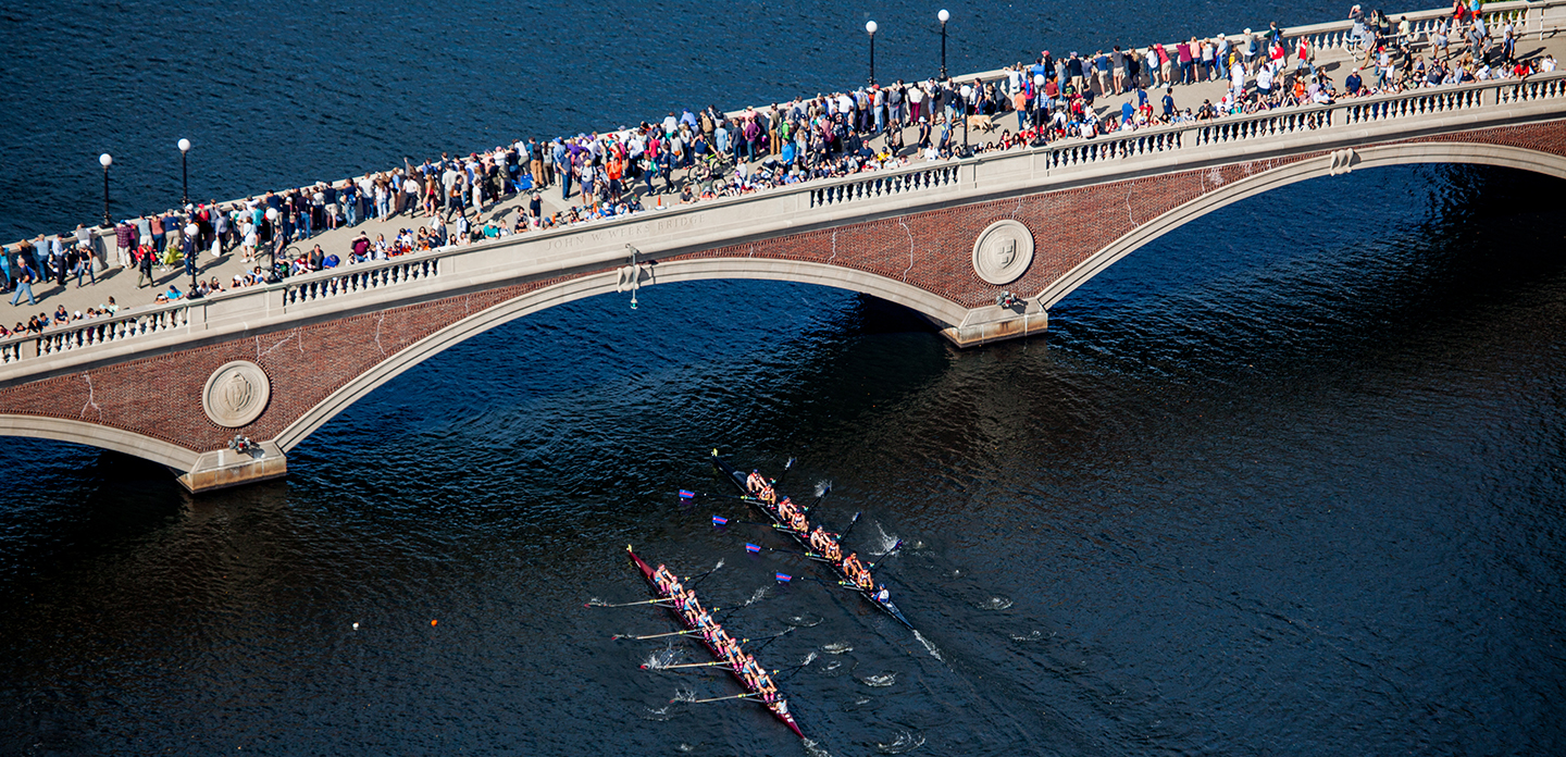 400,000 Spectators Line the Banks of Boston’s Charles River During 50th